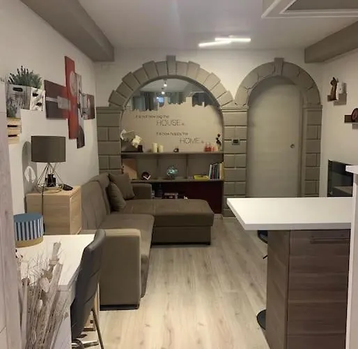 Mj Home